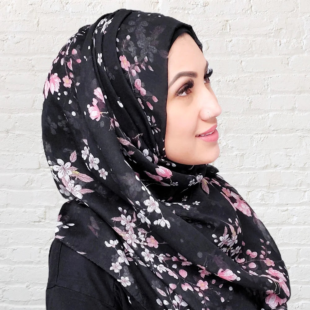 Black Blossom Hijab