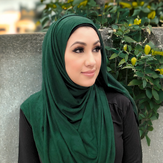 Easy to wrap hijab, pre-stitched instant hijab